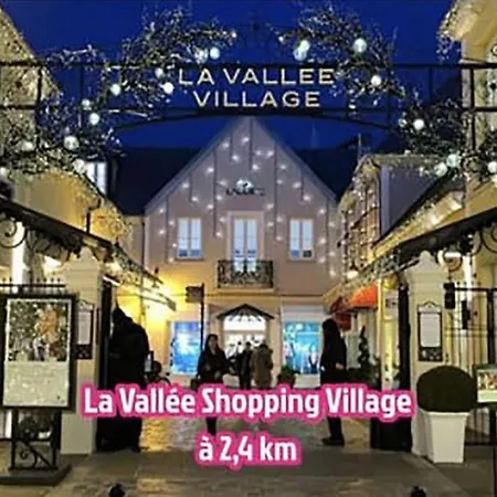 Magnolia 40m2, Parking Et Wifi Gratuit *