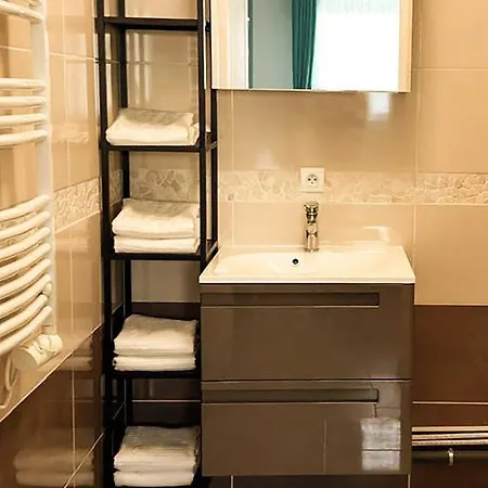 Magnolia 40m2, Parking Et Wifi Gratuit Apartment