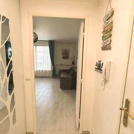 Daire Magnolia 40m2, Parking Et Wifi Gratuit