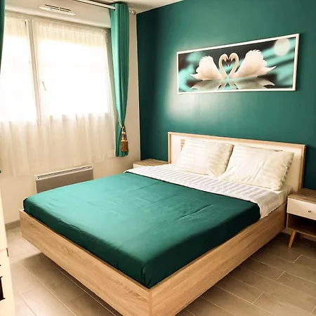 Magnolia 40m2, Wifi Gratuit Et Parking Payant * Montévrain